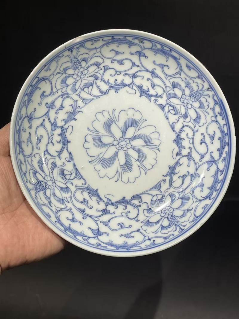清青花缠枝纹盘 - 图2