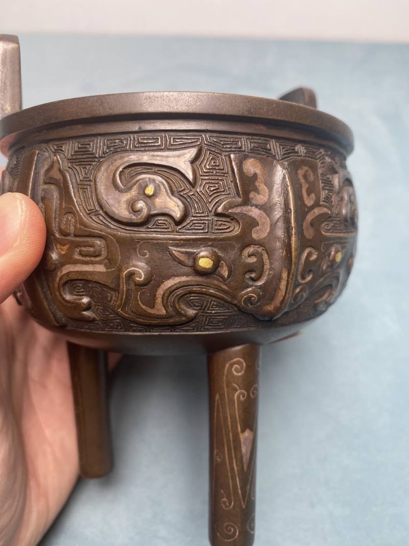 清 铜错金银饕餮纹鼎式炉 - 图10