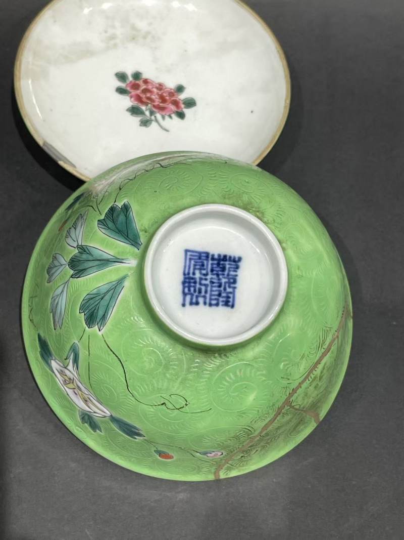 清粉彩花卉纹盖碗 - 图7