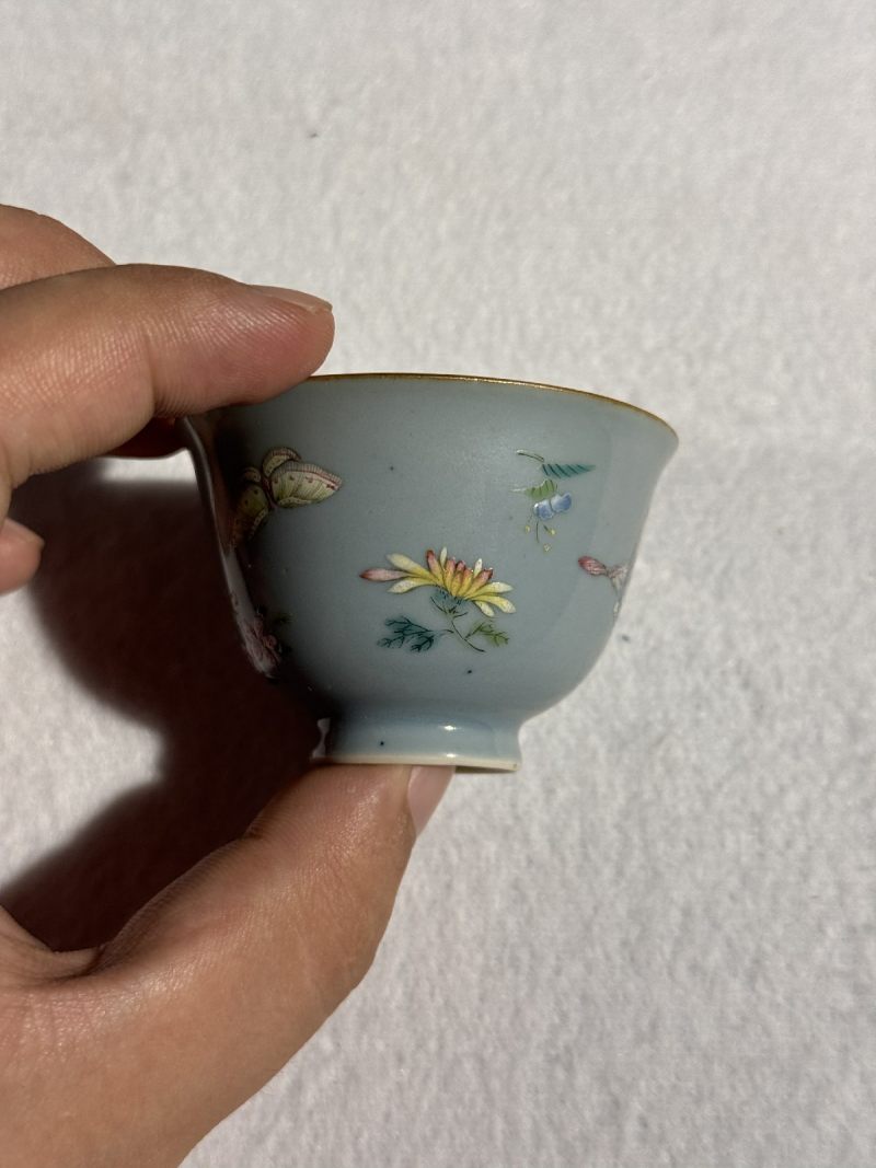 清康熙 矾红团龙纹马蹄杯 - 图4