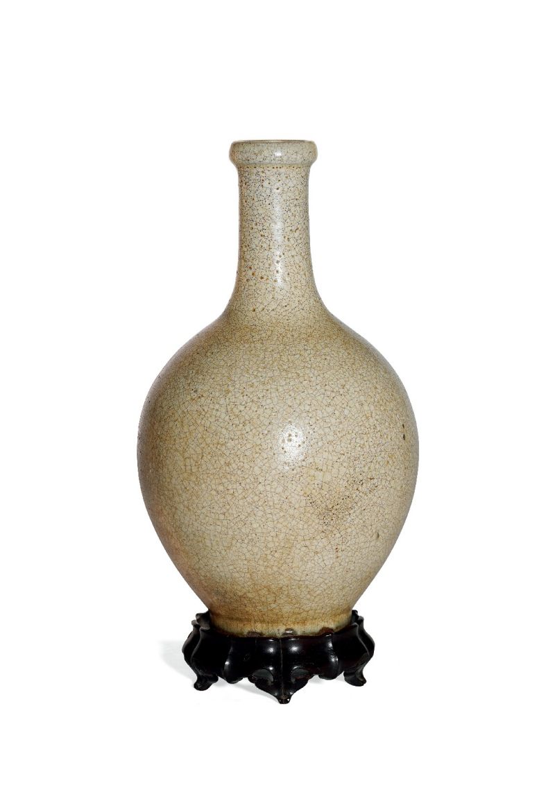 明 哥釉纸槌瓶（原配紫檀座）