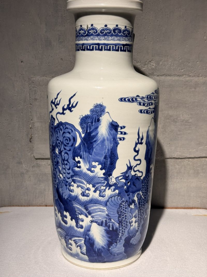 清康熙 青花海水江崖麒麟图棒槌瓶 - 图8