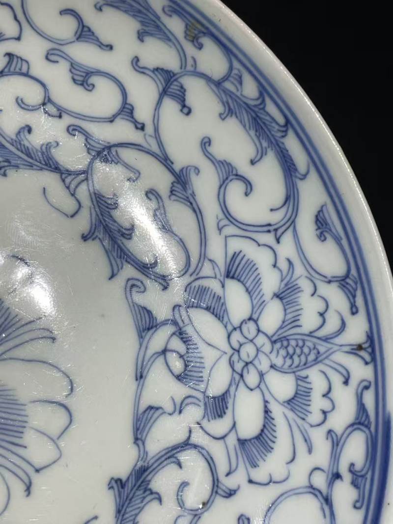 清青花缠枝纹盘 - 图4