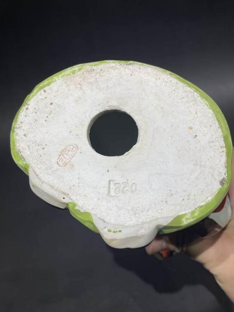 解放后粉彩禄星瓷塑 - 图6