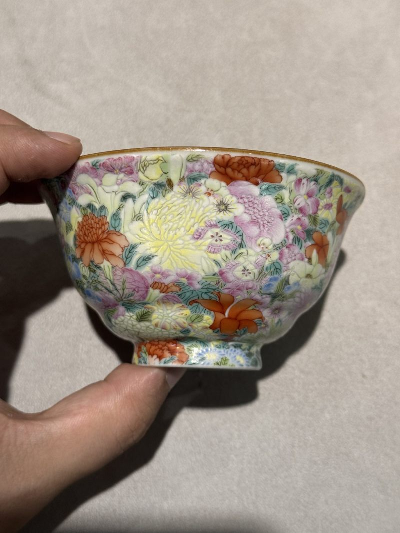 清乾隆 洋彩百花不落地盖碗（配座） - 图7