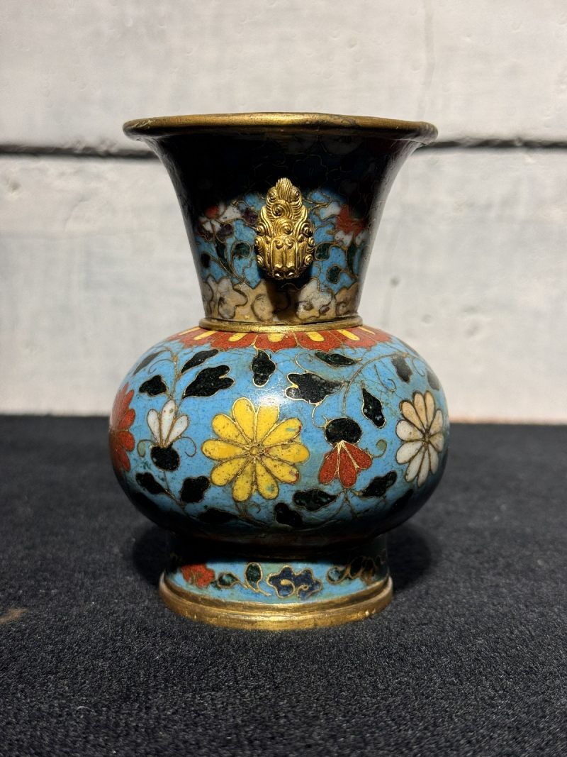 明 铜胎掐丝珐琅缠枝花纹天鸡耳尊 - 图6