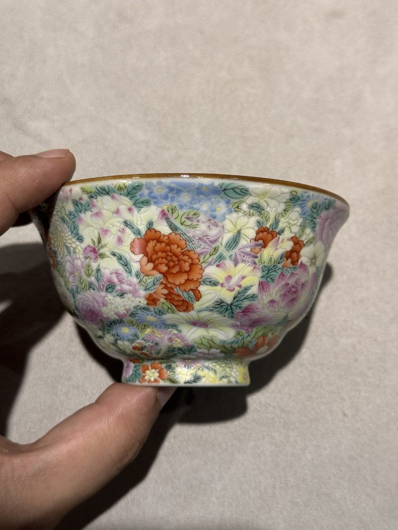 清乾隆 洋彩百花不落地盖碗（配座） - 图9