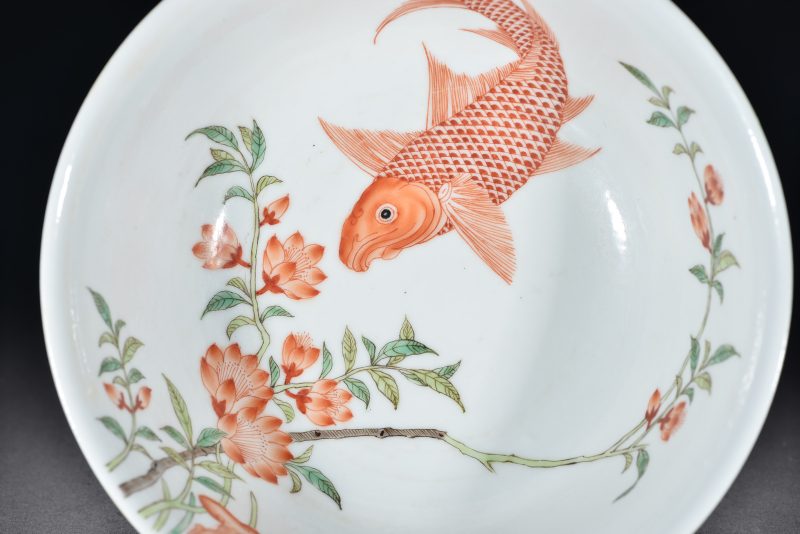 清 内青花外暗刻云龙纹碗 - 图6