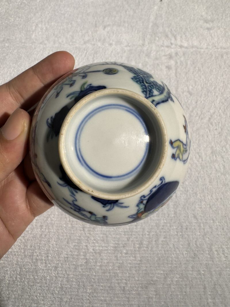 清康熙 斗彩婴戏图茶圆 - 图7