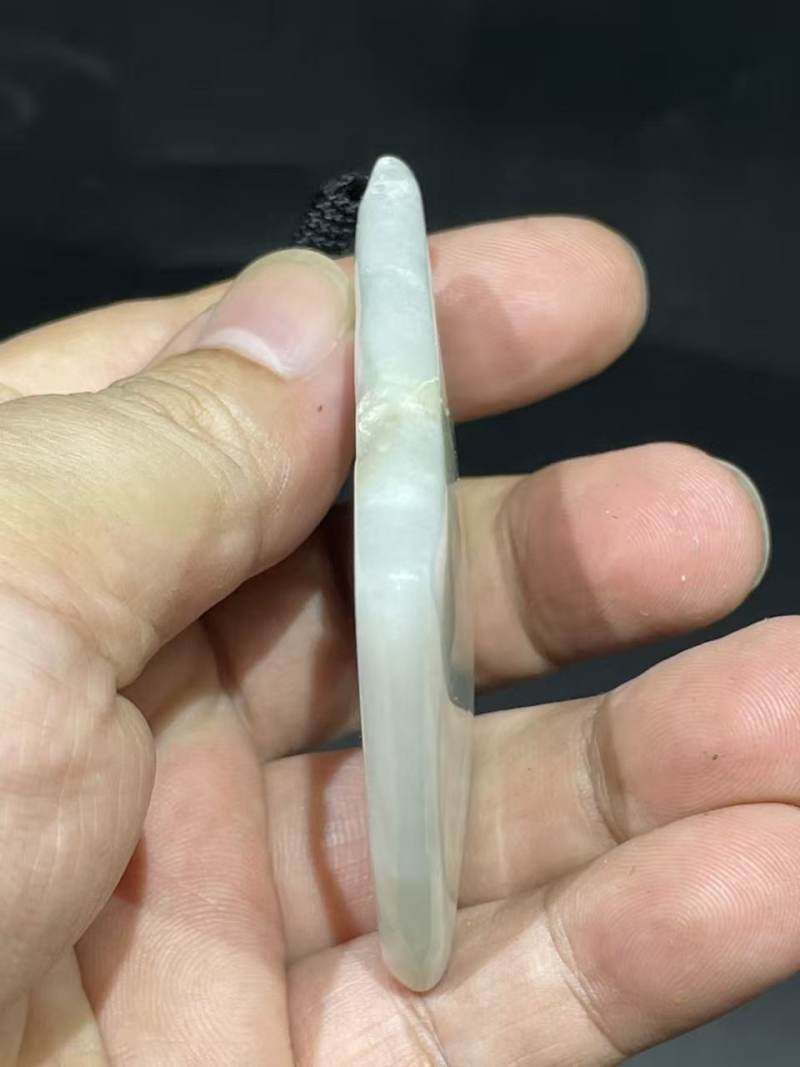 翡翠雕山水玉牌 - 图5