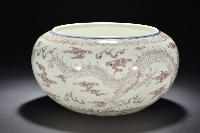 清 青花釉里红双龙捧珠纹大水盂 - 图3