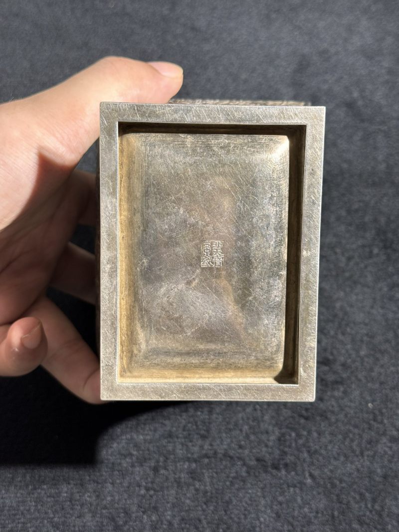 清 银胎西番莲纹茶叶罐 （一组三件） - 图13