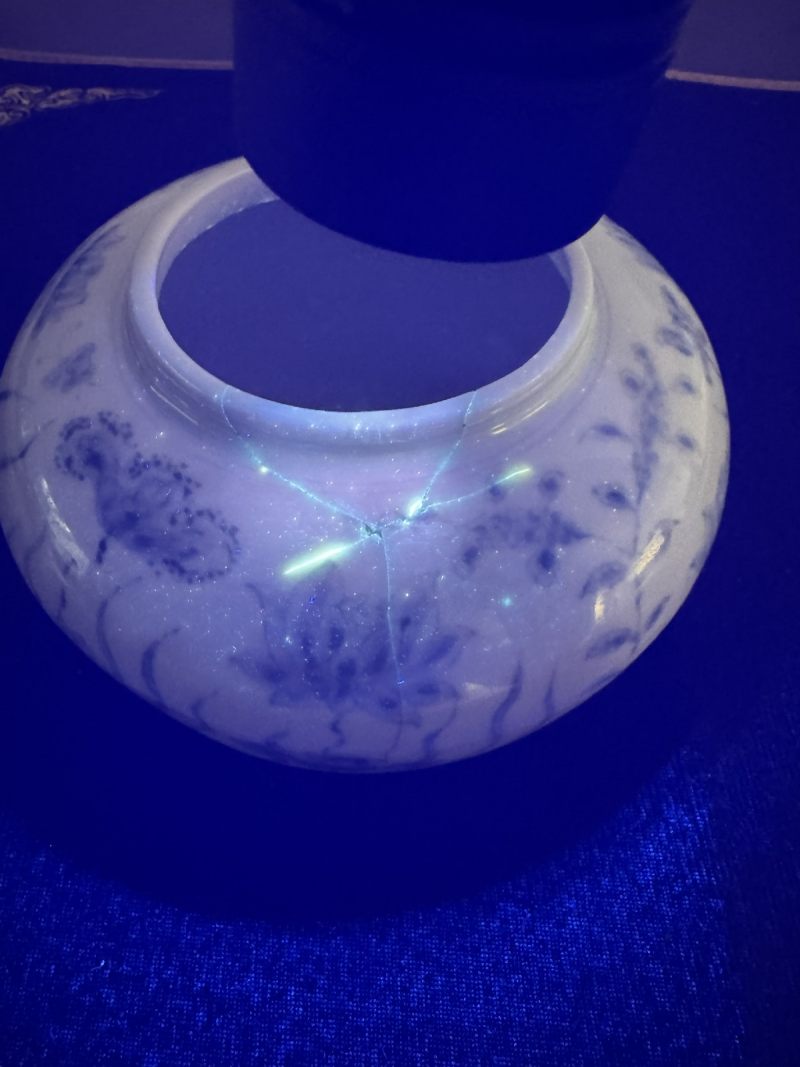 明成化 青花莲池蝴蝶罐 - 图4