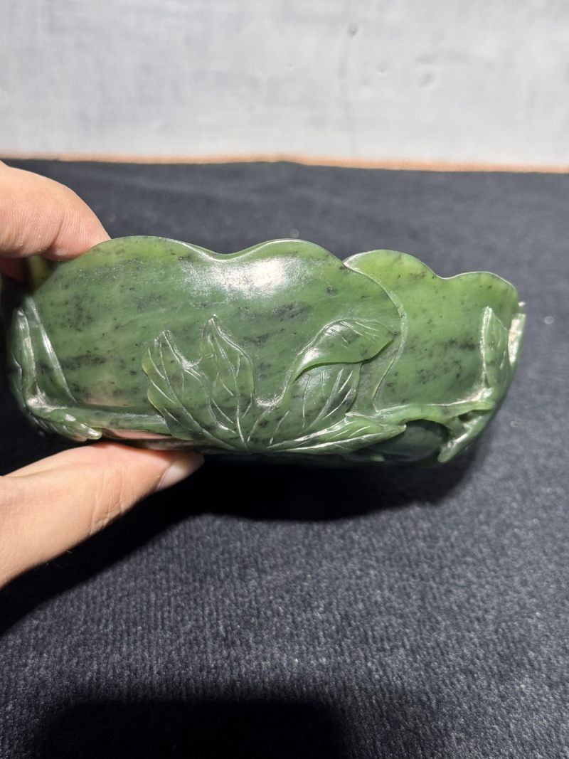 清乾隆 碧玉秋葵洗 - 图9