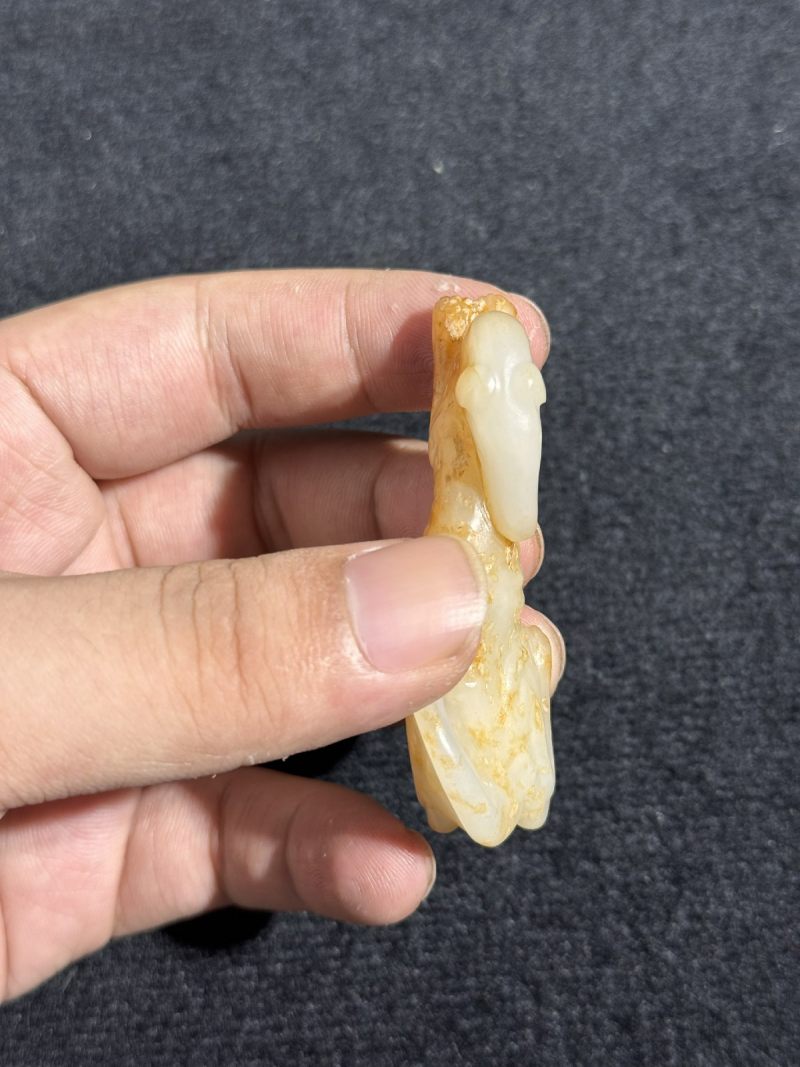 明 白玉卧犬 - 图7