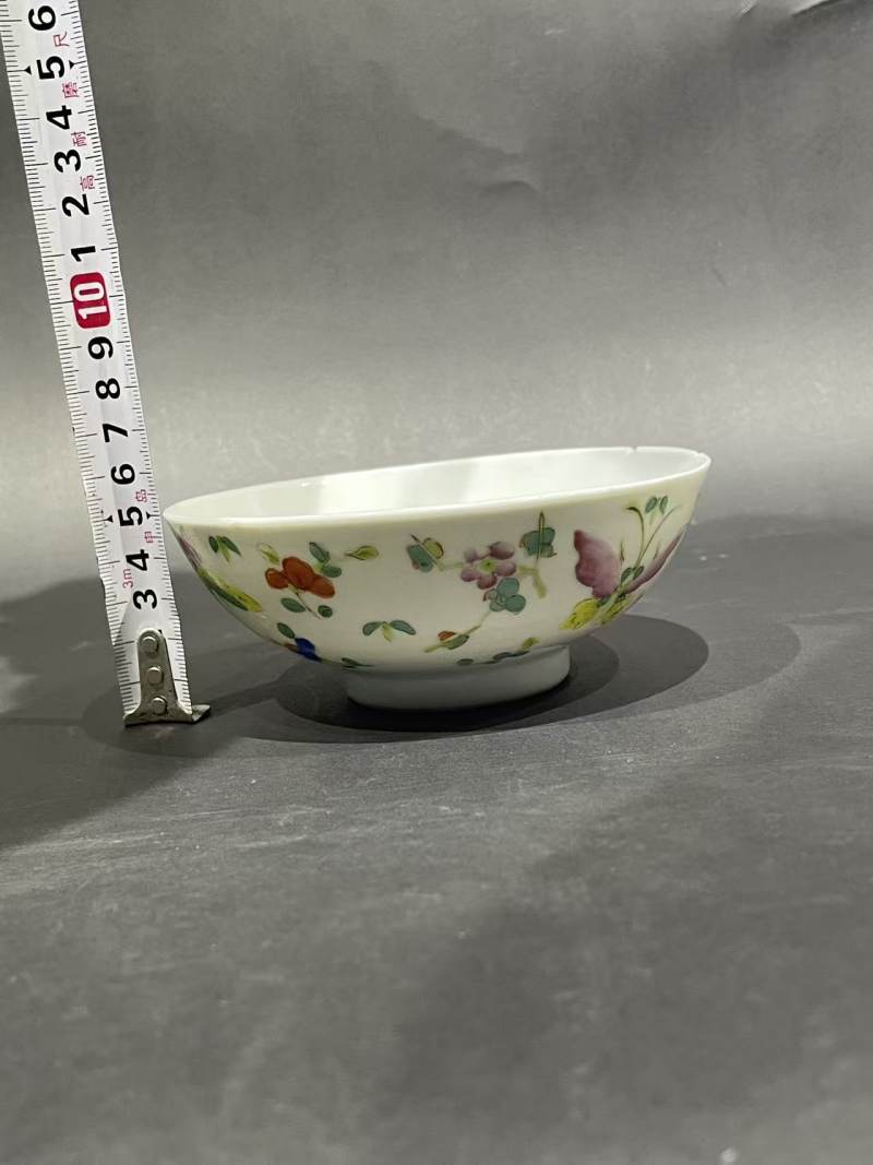 清粉彩花蝶纹碗 - 图9