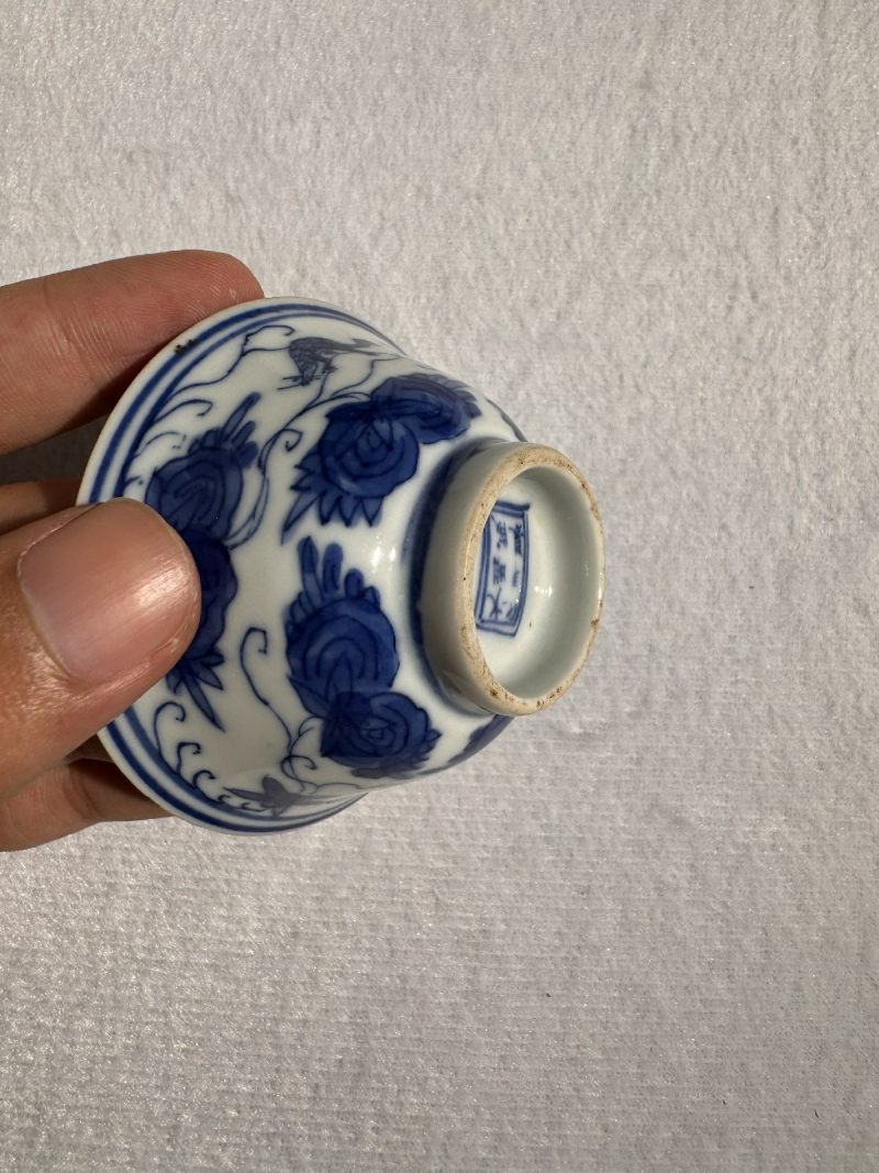 清康熙 青花松鼠葡萄小茶园 （一对） - 图7