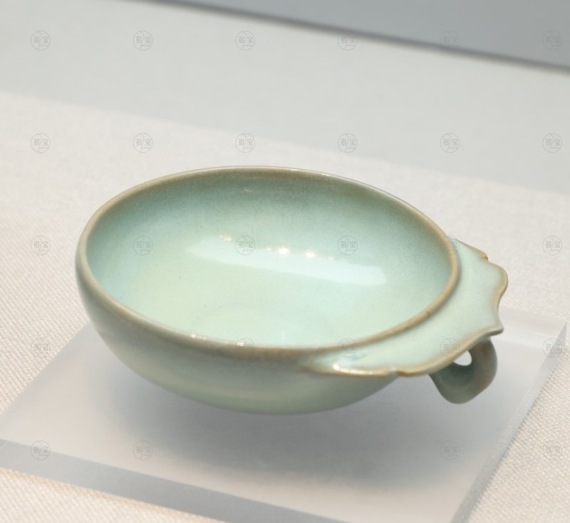 金（1115-1234） 钧窑天蓝釉把杯 - 图4