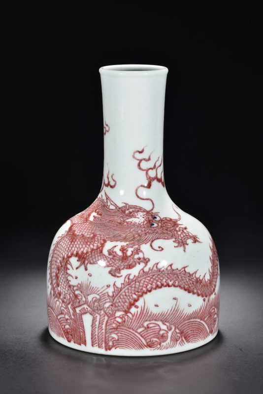 清 青花釉里红龙纹摇铃尊 - 图1