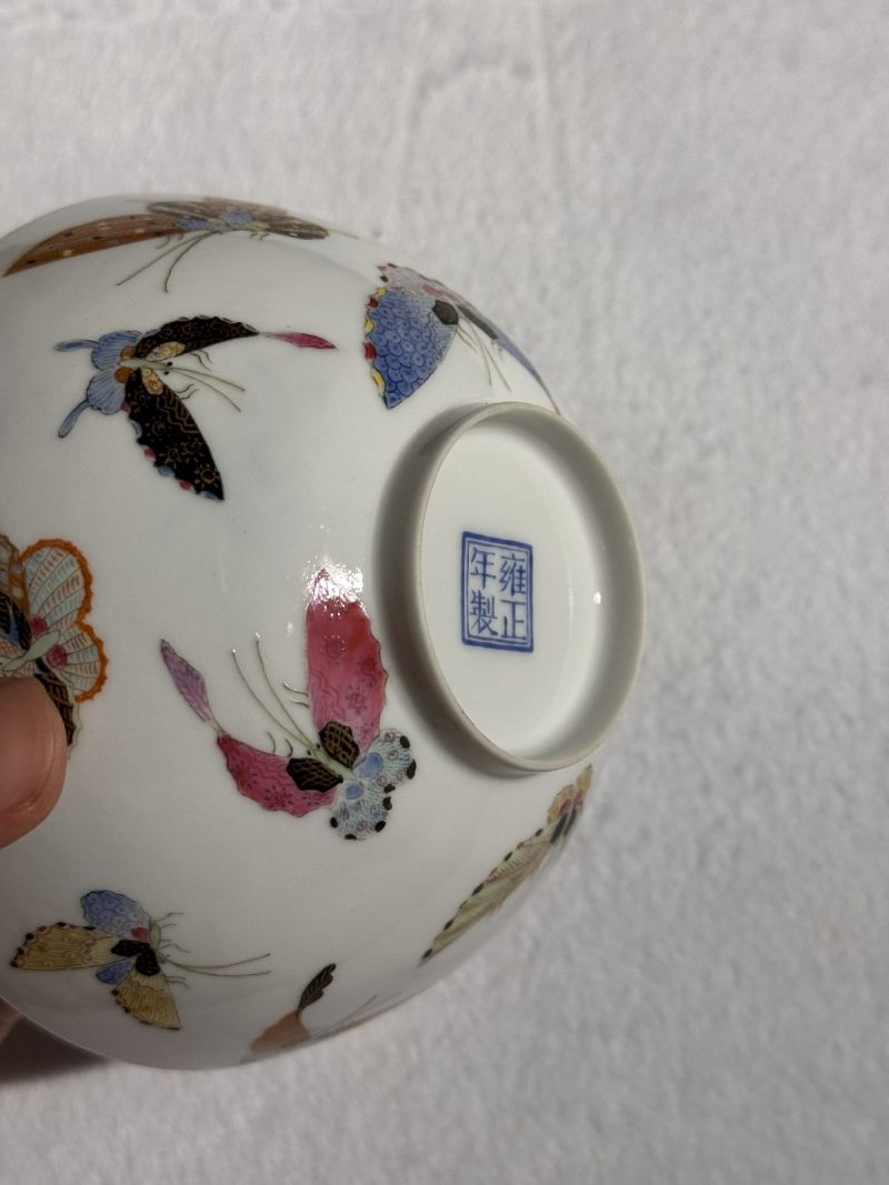 民国 粉彩描金百蝶纹碗 （一对） - 图9