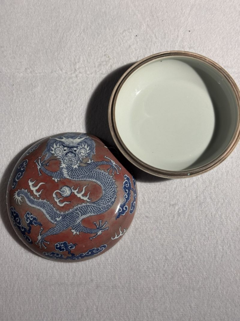 清道光 青花釉里红火焰龙纹印泥盒 - 图4