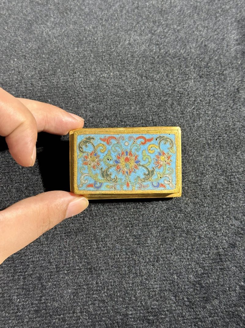 清乾隆 铜胎掐丝珐琅缠枝莲纹墨床 - 图5