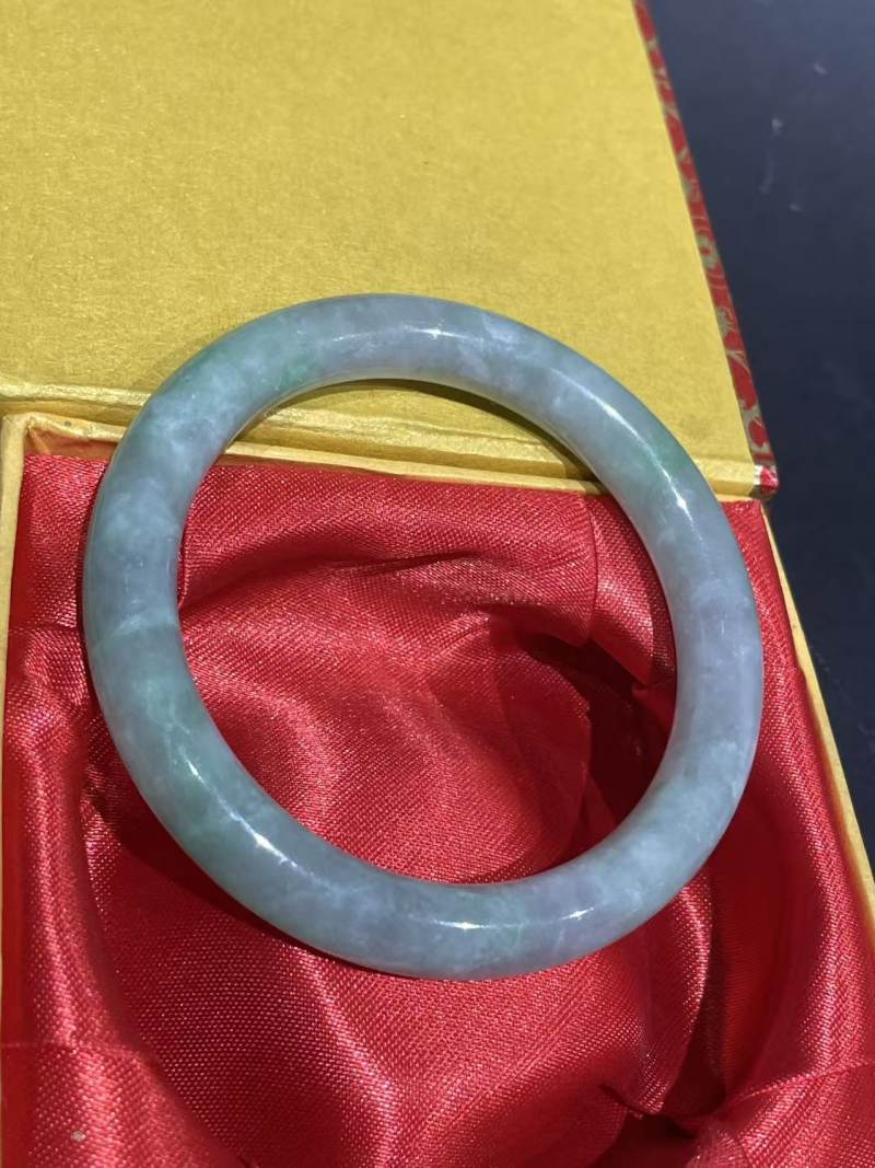 翡翠手镯 - 图2