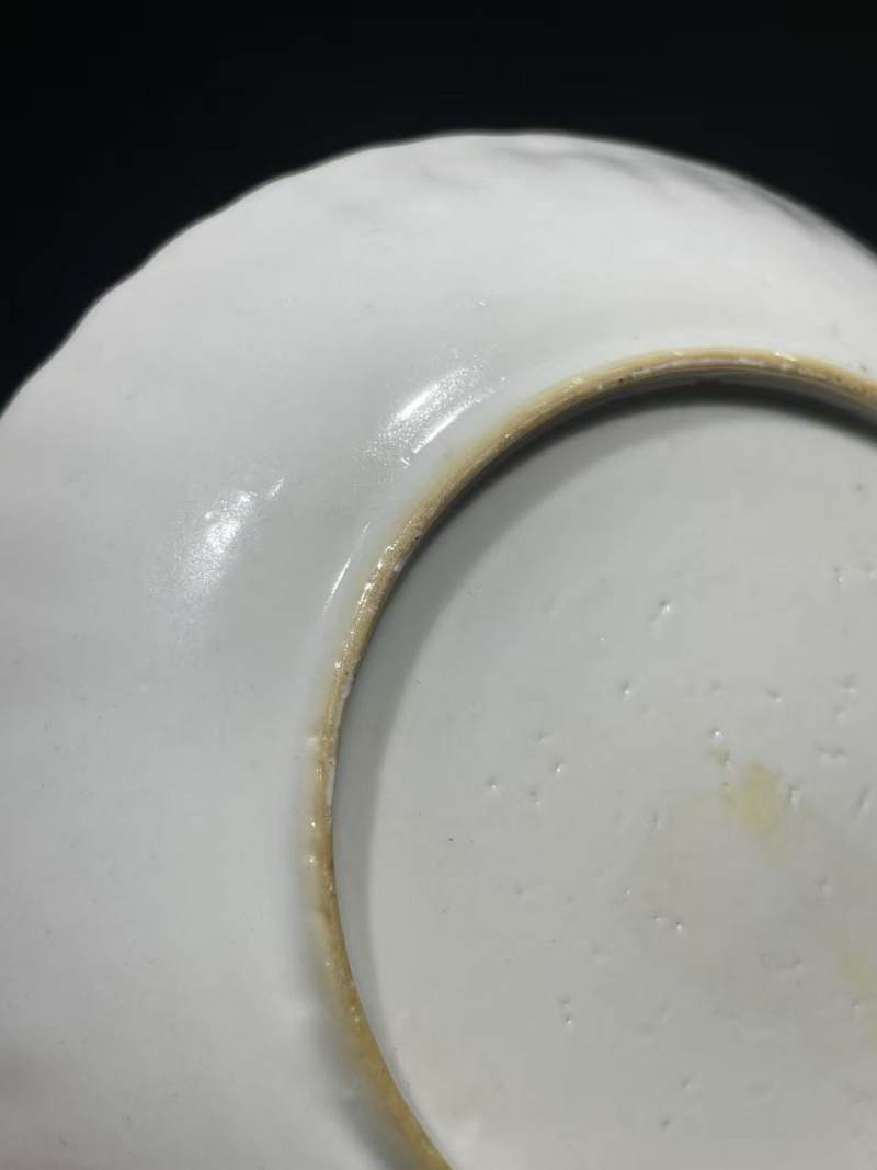 清乾隆矾红瓜楞盘 - 图6