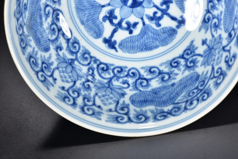 清 粉彩荷花纹碗 - 图8
