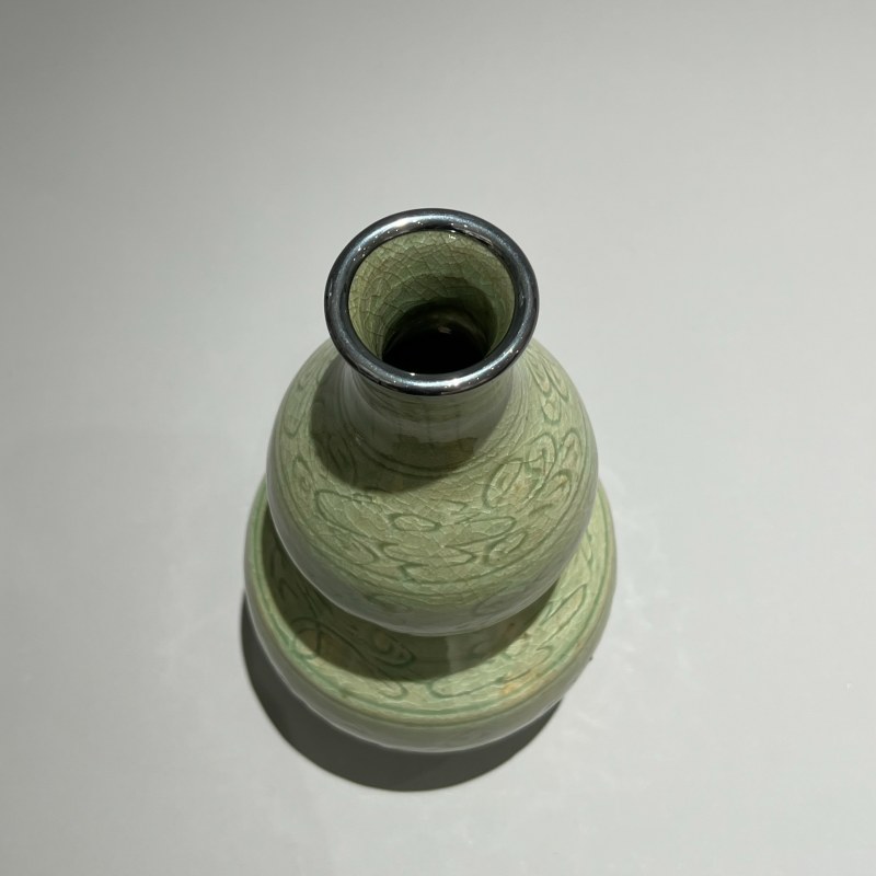 明代 龙泉窑青釉刻花葫芦瓶 - 图5