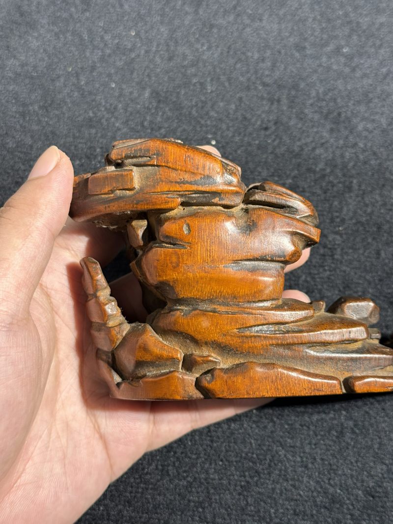 清早期 竹雕松下高士山子 - 图3