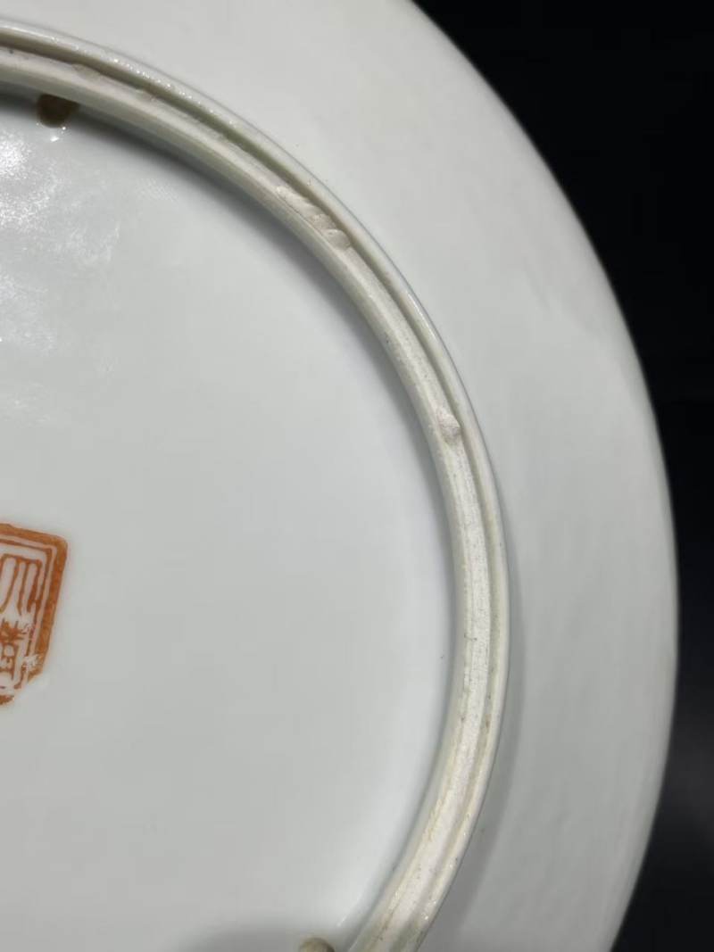 民国王锡良粉彩人物纹盘 - 图7