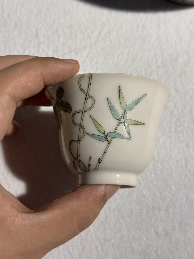 清同治 粉彩癞瓜纹杯粉彩青竹诗文壶 （一组） - 图7