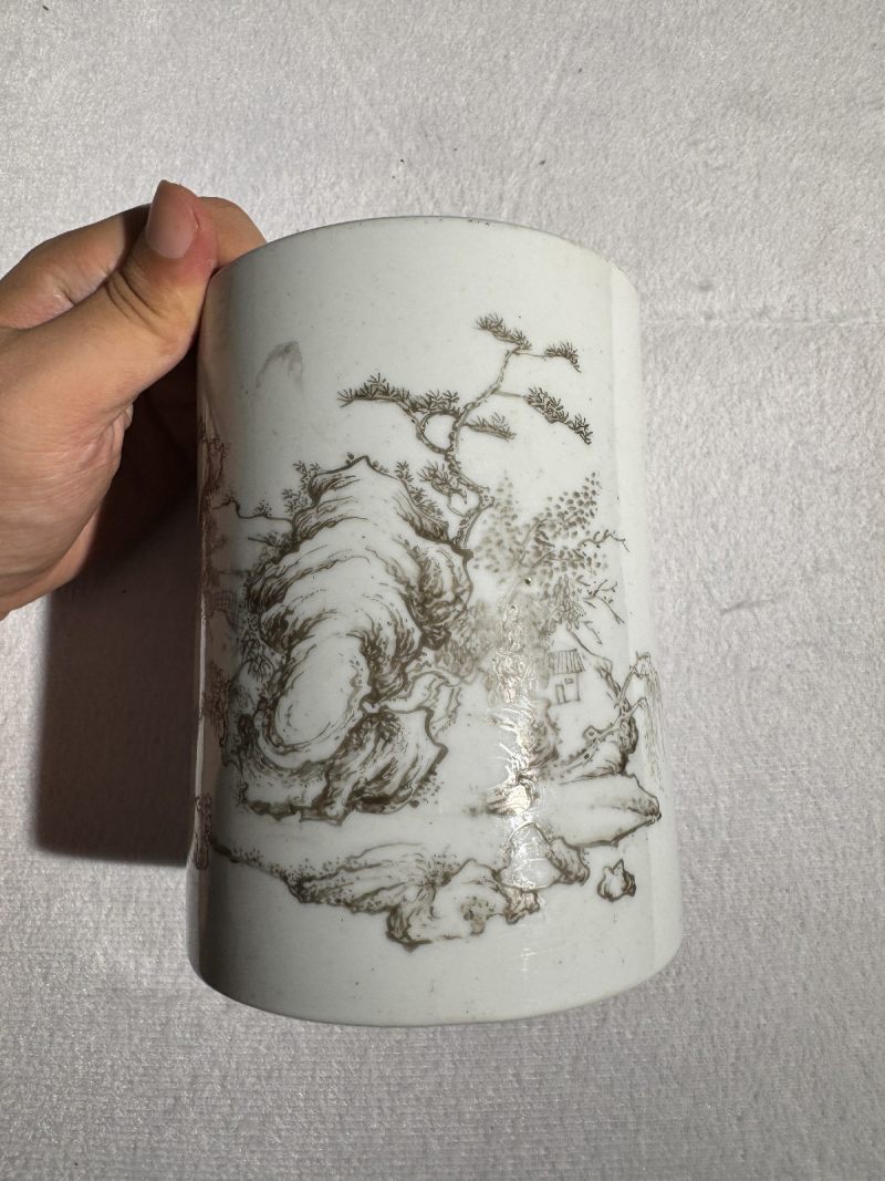 清康熙 墨彩山水人物图笔筒 - 图4