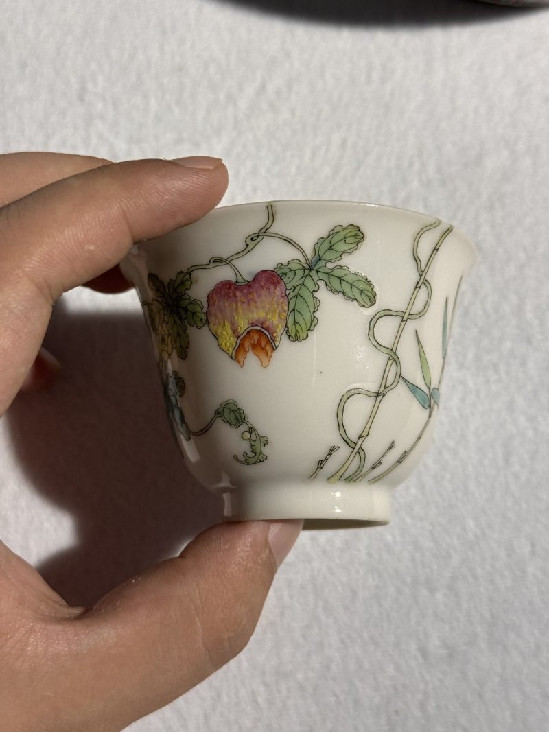 清同治 粉彩癞瓜纹杯粉彩青竹诗文壶 （一组） - 图8
