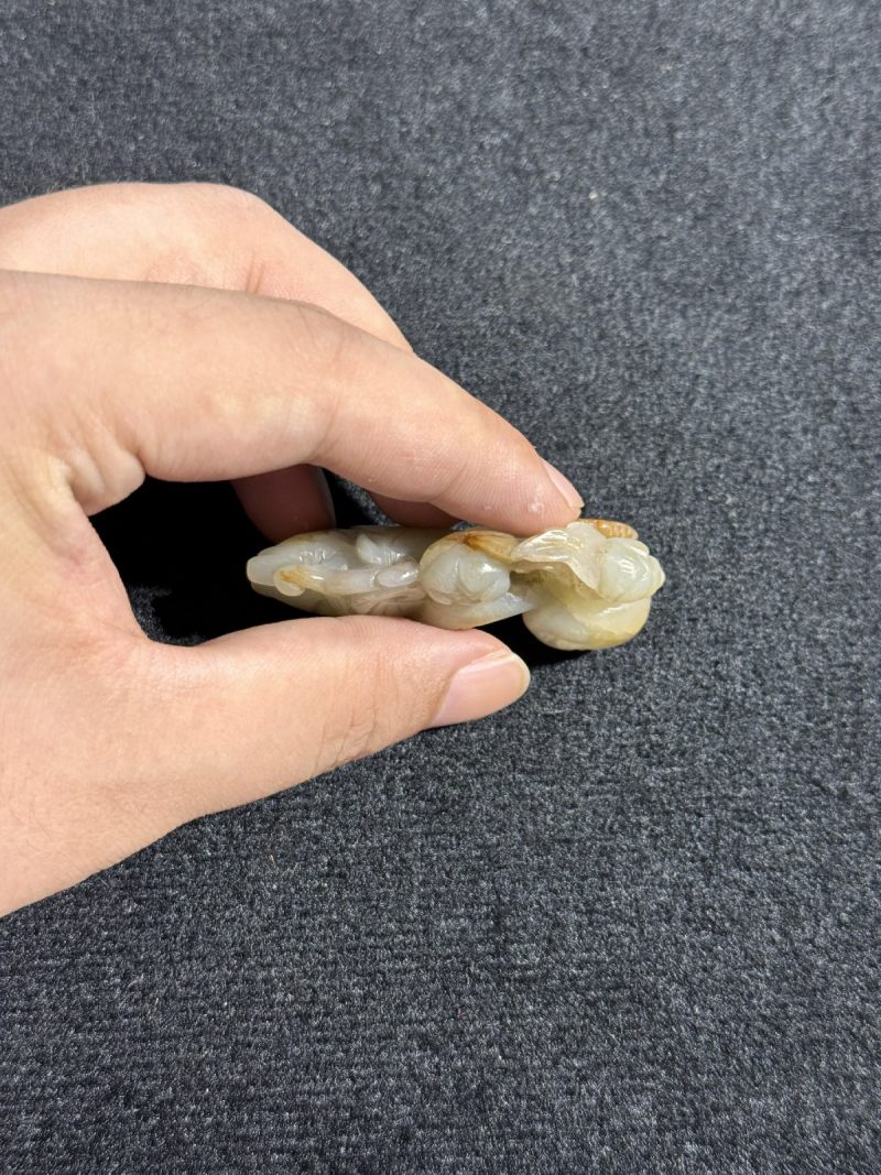 明 白玉持莲童子 - 图6