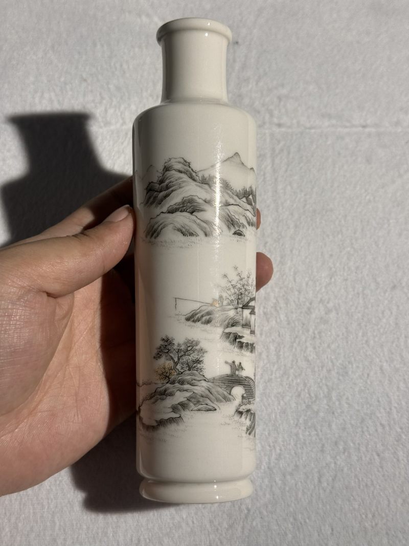 民国 墨彩山水楼阁人物纸槌瓶 - 图6