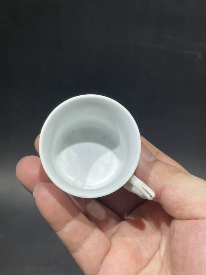 解放后粉彩梅竹双青纹把杯 - 图5