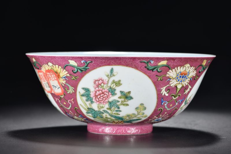 清 内青花外粉彩开光花卉纹碗 - 图3