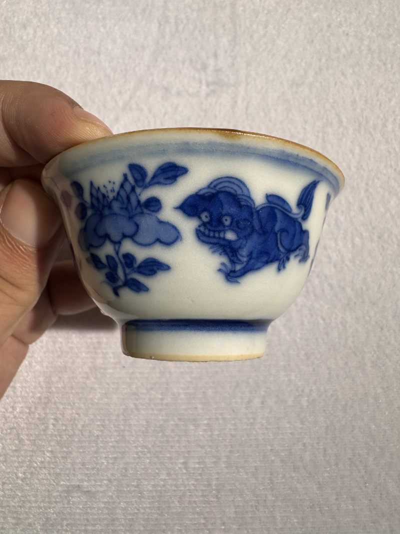 清康熙 青花狮子滚绣球小茶园 （一对） - 图10