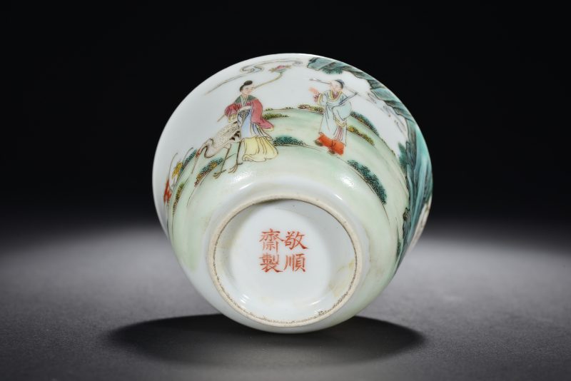 清 粉彩人物故事小杯 - 图6