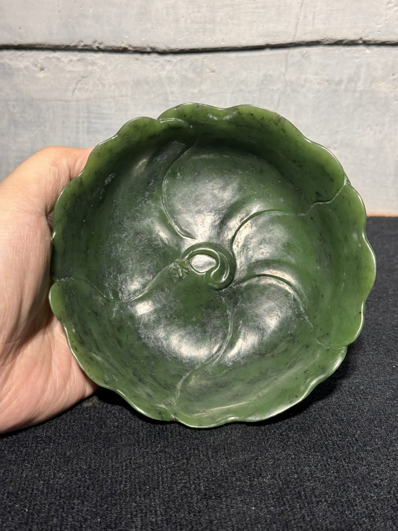 清乾隆 碧玉秋葵洗 - 图6