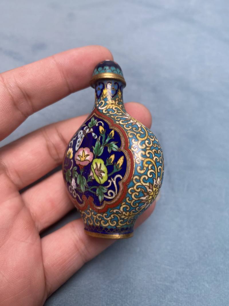 清晚期 掐丝珐琅龙凤纹、花虫纹烟壶（一组两件） - 图23
