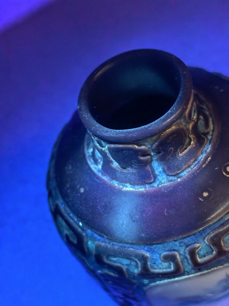 清乾隆 唐窑仿古铜釉描金四开光粉彩四季山水纹小尊 - 图32