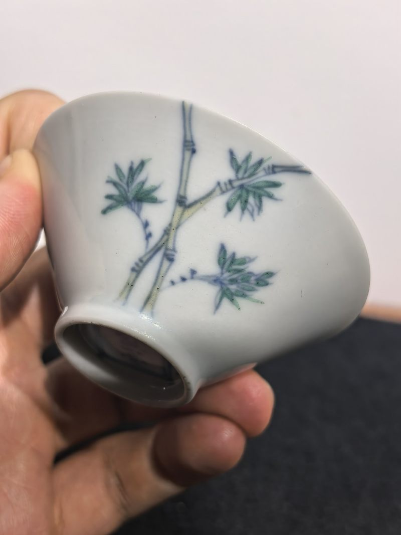 清康熙 郎窑斗彩过墙凤竹纹笠式小杯 （一对） - 图14