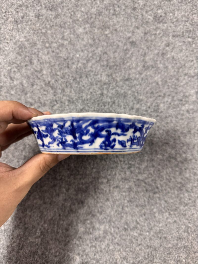 明嘉靖 青花双凤云鹤海棠洗 （一对） - 图8