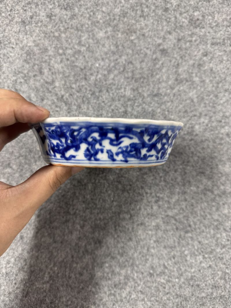 明嘉靖 青花双凤云鹤海棠洗 （一对） - 图10