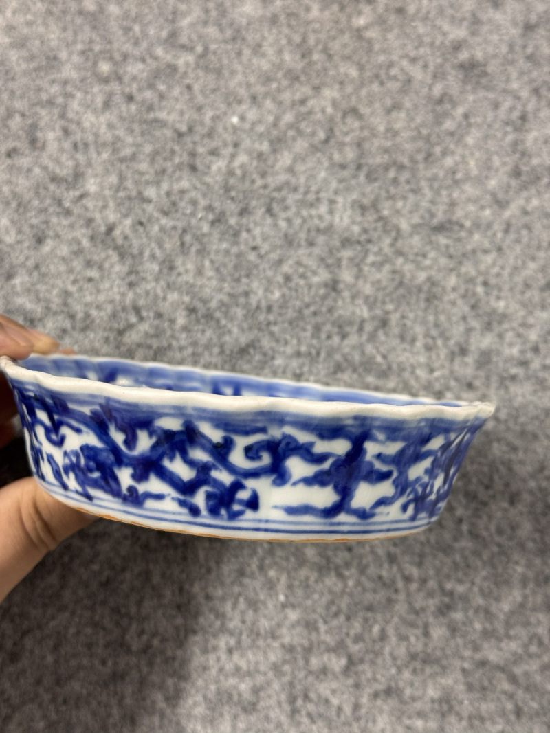 明嘉靖 青花双凤云鹤海棠洗 （一对） - 图11
