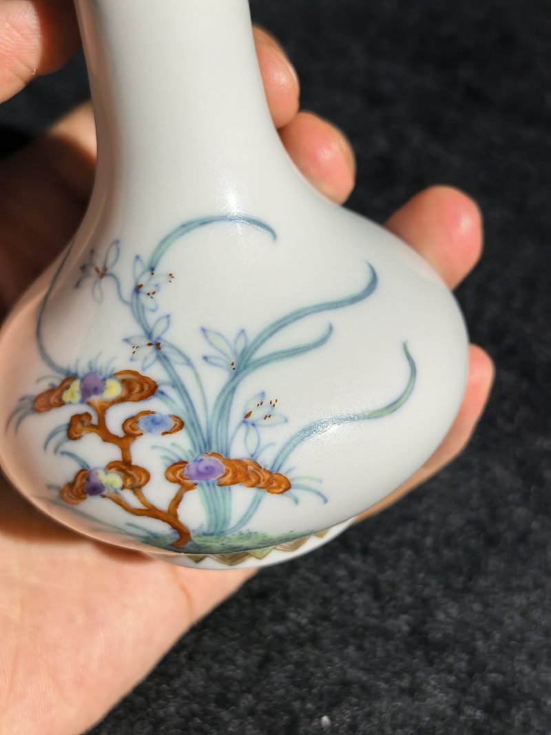 清雍正 仿明式斗彩岁寒三友、灵仙祝寿图小荸荠瓶 - 图5