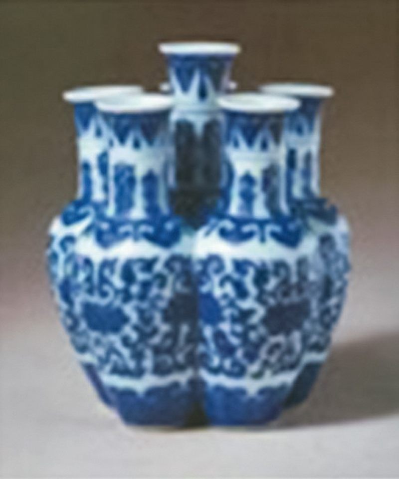 清乾隆 唐窑青花缠枝花卉纹六孔瓶（配座） - 图12